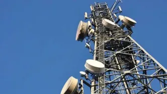 دکل‌های مخابراتی غیرمجاز باید جابجا شوند