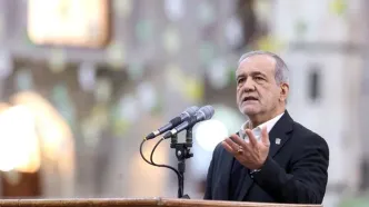 پزشکیان: مردم اگر خدمت صادقانه ببینند، هرگز به خشونت و پرخاشگری روی نخواهند آورد