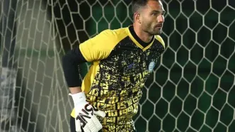 پاس گل باورنکردنی دروازه‌بان استقلال به مهاجم فجر!