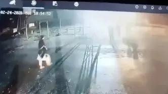 یک بمب‌گذار انتحاری طالبان خود را در ایست بازرسی پاکستانی منفجر کرد/ هشدار ویدئوی دلخراش