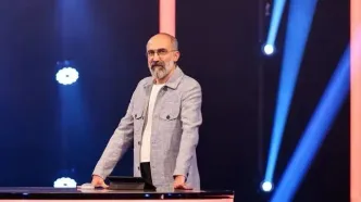 تغییر چهره چشمگیر هادی حجازی‌فر در شبکه سه