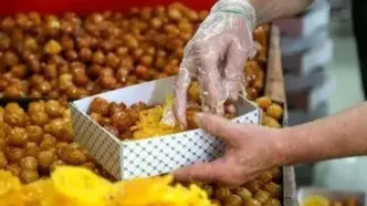 وقتی زولبیا بامیه ۱۰ هزار تومان بود/ قیمت شیرینی ماه‌رمضان فقط در ۷ سال، ۵۰ برابر شد