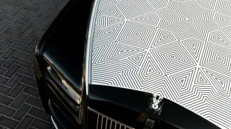 حکاکی با لیزر، روی کاپوت رولزرویس فانتوم