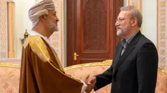 روایت یک تصویر؛ تحویل پیام عمان به ایران در دیدار لاریجانی