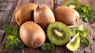 آیا «کیوی» برای درمان «یبوست» موثر است؟