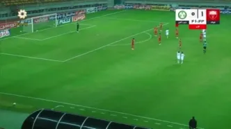 ویدیو: گل اول ذوب‌آهن به فولاد توسط پدرام قاضی پور