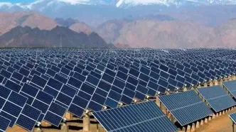 احداث نخستین نیروگاه خورشیدی شناور در کشور