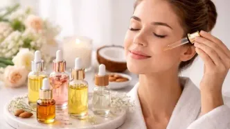 ۵ روغن برای صورت در شب به گفته متخصصان؛ راز تغذیه عمیق پوست هنگام خواب