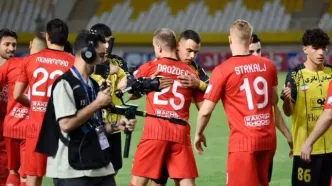 حرکت ریکاردو آلوز روی اعصاب تراکتوری‌ها