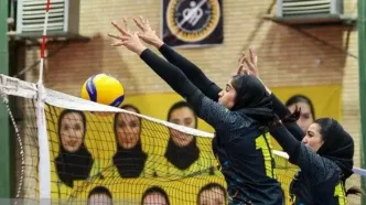 صعود دختران والیبال سپاهان به فینال کاوا