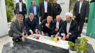 ادای احترام رئیس‌ جمهور به مقام شامخ شهدای استان گلستان