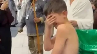 جشن غیرمعمول یک خانواده اهل ترکیه در کعبه