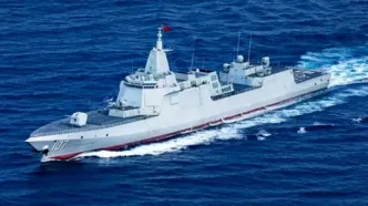 ناوشکن ۱۱ هزار تنی چین که جنگ الکترونیک را رهبری می‌کند