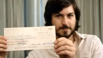 چک ۵۰۰ دلاری اپل با امضای استیو جابز ۲.۴ میلیون دلار فروخته شد!