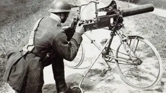 تیربار روی دوچرخه / فناوری عجیب جنگ جهانی اول