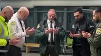 زهران ممدانی سحری را در کنار کارگران خدمات شهری صرف کرد