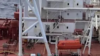 حمله کماندوهای آمریکا به نفتکش منتسب به ایران  +فیلم