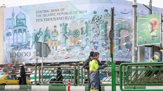 راهکارهای حمایت از معیشت در شرایط سخت اقتصادی | بسته‌های حمایتی جای درآمد افراد را نمی‌گیرد اما...