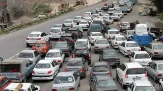 ترافیک نیمه‌سنگین در آزادراه‌ها و محورهای منتهی به پایتخت؛ بارش برف و باران در چند استان