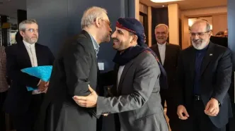 تصاویری از دیدار لاریجانی و یک مقام یمنی در عمان