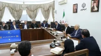 نشست عارف با کارشناسان روابط بین‌الملل درباره روند مذاکرات