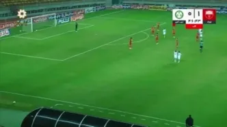 ویدیو: گل اول ذوب‌آهن به فولاد توسط پدرام قاضی پور