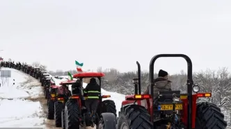 راهپیمایی تراکتوری در شهرستان اهر‌‌/ویدیو