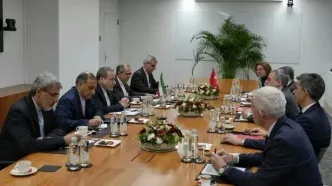 رایزنی وزیران خارجه ایران و سوئیس درباره مذاکرات تهران و واشنگتن