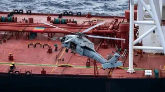 تصاویری از لحظه هجوم نیروهای آمریکایی به نفتکش ورونیکا ۳