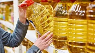 یک میلیارد و ۲۰۰ میلیون دلار از مطالبات ارزی کارخانجات روغن پرداخت نشده است