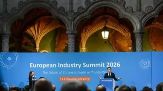 هشدار جدی مکرون: اروپا به شدت در معرض خطر است