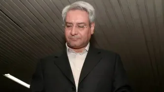 لحظه بازداشت ابراهیم اصغرزاده هنگام سخنرانی آنلاین