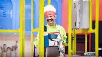 علی صادقی بعد از ۲۰ سال دیالوگ متهم گریخت را تکرار کرد/ ویدئو