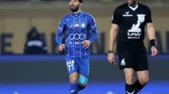 هافبک پرحاشیه استقلال درحال درآمدزایی در فضای مجازی!