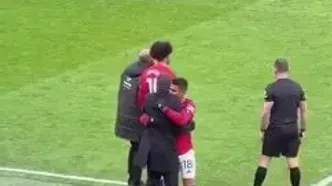 ویدئو: خوش‌وبش گرم کاسمیرو و کریک پس از درخشش برابر اسپرز