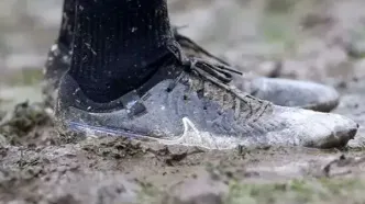 جدال وولورهمپتون و گریمزبی تاون در زمین گل‌آلود