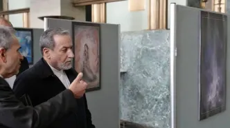 بازدید وزیر امور خارجه از نمایشگاه آثار استاد فرشچیان در مقر سازمان ملل در ژنو