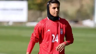 کناره‌گیری زهرا علیزاده از تیم ملی فوتبال زنان؛ ایستادن کنار مردم از هر چیزی مهم‌تر است/ عکس