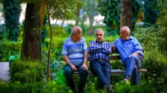 واریز همزمان عیدی و حقوق؛ عیدی ۱۰ میلیون تومانی بازنشستگان کشوری در راه است