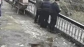 ریزش ناگهانی تراس باغ زیر پای سه دوست