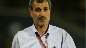 به علی دایی گفتم ریش من «داریوشی» است!