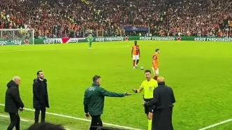 ویدئو: تلاش‌ سرمربی گالاتاسرای برای جلوگیری از دریافت کارت زرد