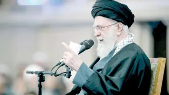 خطرناک‌تر  از  ناو، سلاحی است که آن  را  به  قعر  دریا  می‌فرستد