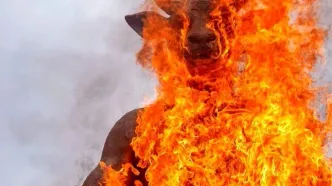 ماجرای آتش‌زدن مجسمه بعل چیست؟