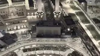 نمایی باشکوه از خانه خدا در نخستین شب ماه رمضان