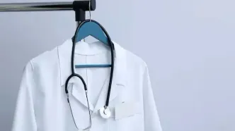 از بیکاری پزشکان تا گسترش ظرفیت؛ دور باطل پرهزینه