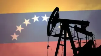 ونزوئلا ۱۹ قرارداد تولید نفت را به حالت تعلیق درآورد