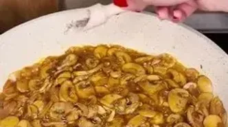 طرز تهیه قارچ پلو؛ غذای فوری و ارزان بدون گوشت و مرغ!