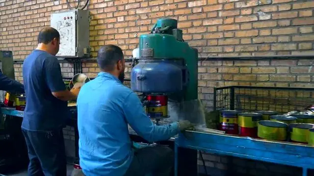 خروج یک واحد تولید رنگ از ورشکستگی با حمایت دادگستری تهران و پرداخت مطالبات بستانکاران