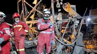 نجات معجزه‌آسای کودک ۶ ماهه از زیر آوار